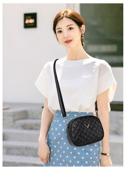 New Retro Cowhide Diamond Embroidery Thread Shoulder Messenger Bag