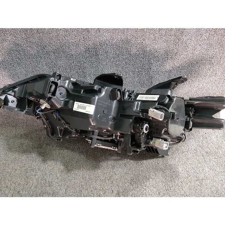 Suitable for mitsubishi New Old Blue Car Headlamp High Quality Headlight Car Auto Lighting Systems Headlamps