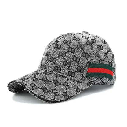 In 2025, a unisex European and American casual cap brand, a baseball cap with adjustable snap buttons, a hip-hop cap suitable fo
