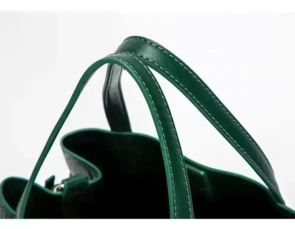 Embossed Ladies Crossbody Bag Letter Printing Design Ladies Handbag Large Capacity Tote Bag Elegant Temperament Ladies Should